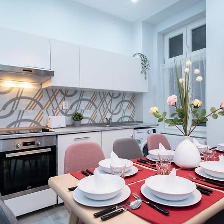 New Spacious Apartment At Superb Location 부다페스트 외부 사진